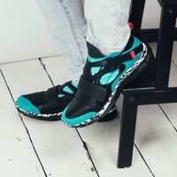 Mens Nike Free Huarache Carnivore Sp Size 9 Eur 44 (801759 350)black/turquise Mens Nike Free Huarache Carnivore Sp Size 9 Eur 44 (801759 350)black/turquise