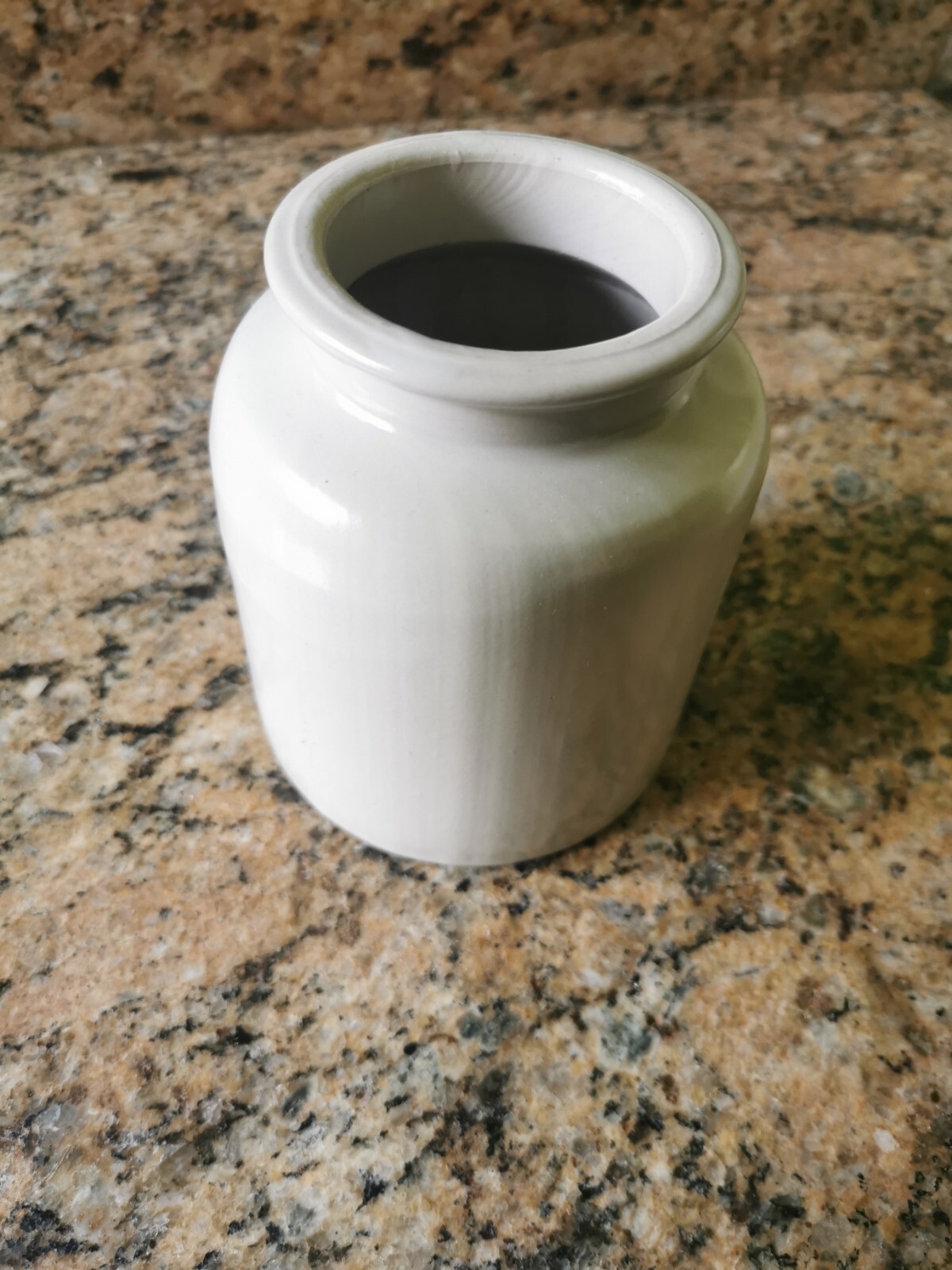 Pot en grès vintage gris beige d'artisanat d'art 2L