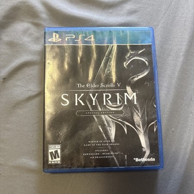 The Elder Scrolls V: Skyrim Special Edition (Sony PlayStation 4) with Map