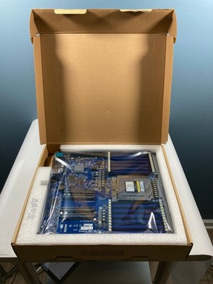 GIGABYTE MZ33-AR1 Server Motherboard - Socket SP5, AMD EPYC 9000 Series