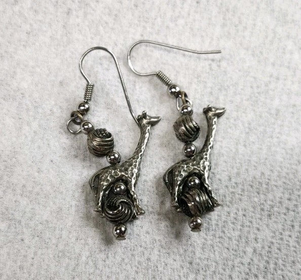 Unique Silver Handmade Giraffe Dangle Earings - image 2