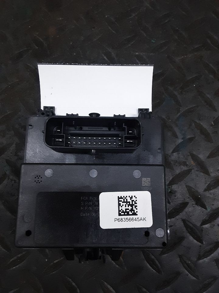 2021-2022 JEEP GRAND CHEROKEE LIFTGATE MODULE: 68356645AK | eBay