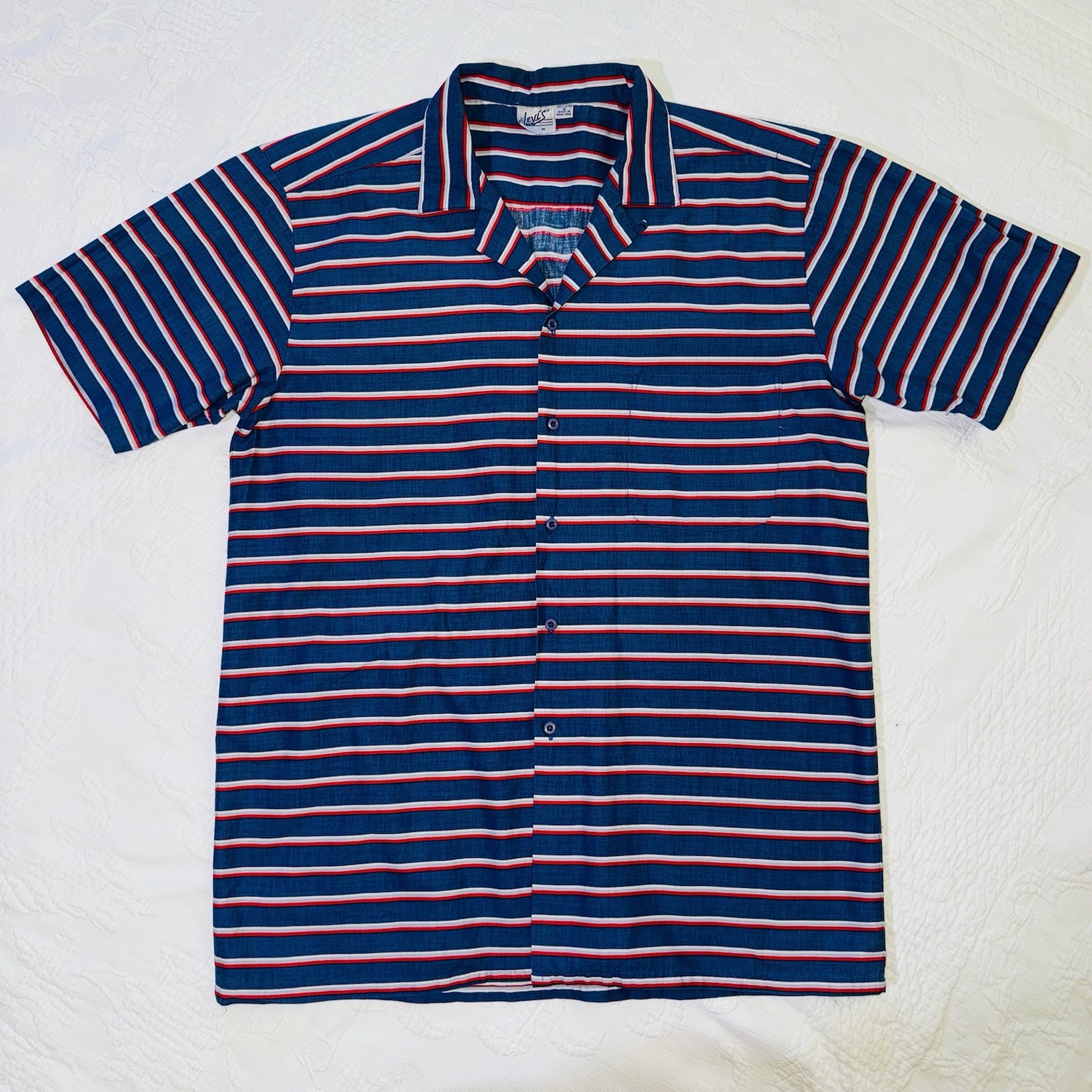 Levi’s Men’s Vintage Shirt 100% Cotton made in Hong Kong Blue White Red Striped