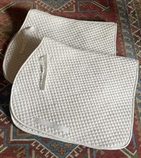 Zwei Dressurschabracke DR Weiß | Turnierscha...