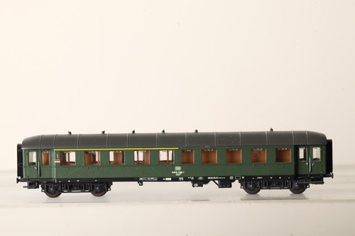 Roco Spur N  Personenwagen 1./2. Kl. DB 50 80 37-11 556-7 grün (289828) #94# | Zustand: Gebraucht