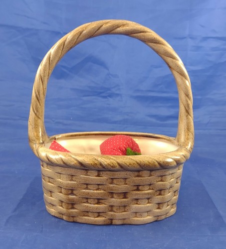Vintage Ceramic Hand Painted Basket With Cloth Strawberries - Picture 3 of 6