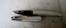 STYLO PLUME SHEAFFER TRIUMPH EN METAL CHROME MOTIF LIGNES - PLUME LOSANGE FINE