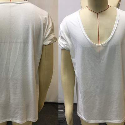 Klassisches und stilvolles locker sitzendes Herren-T-Shirt mit V-Ausschnitt für Sommergarderobe