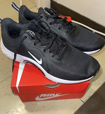 Nike Women’s Sneakers Size 10