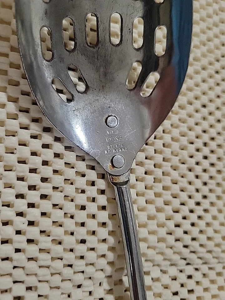 EKCO Chromium Plated Slotted Spoon - Wood Handle -  USA - VINTAGE - Image 3 of 4