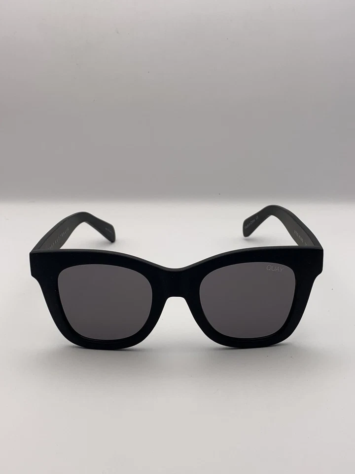 Gafas de sol Quay Australia After Hours negras mate cuadradas de gran tamaño 125 Foto 2 de 4