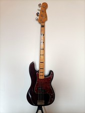 Squier Classic Vibe '70s Precision Bass by Fender with bag
