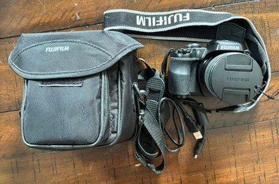 Fujifilm FinePix S Series S9900W 16.0MP Digital Camera Black w/ Bag - Tested