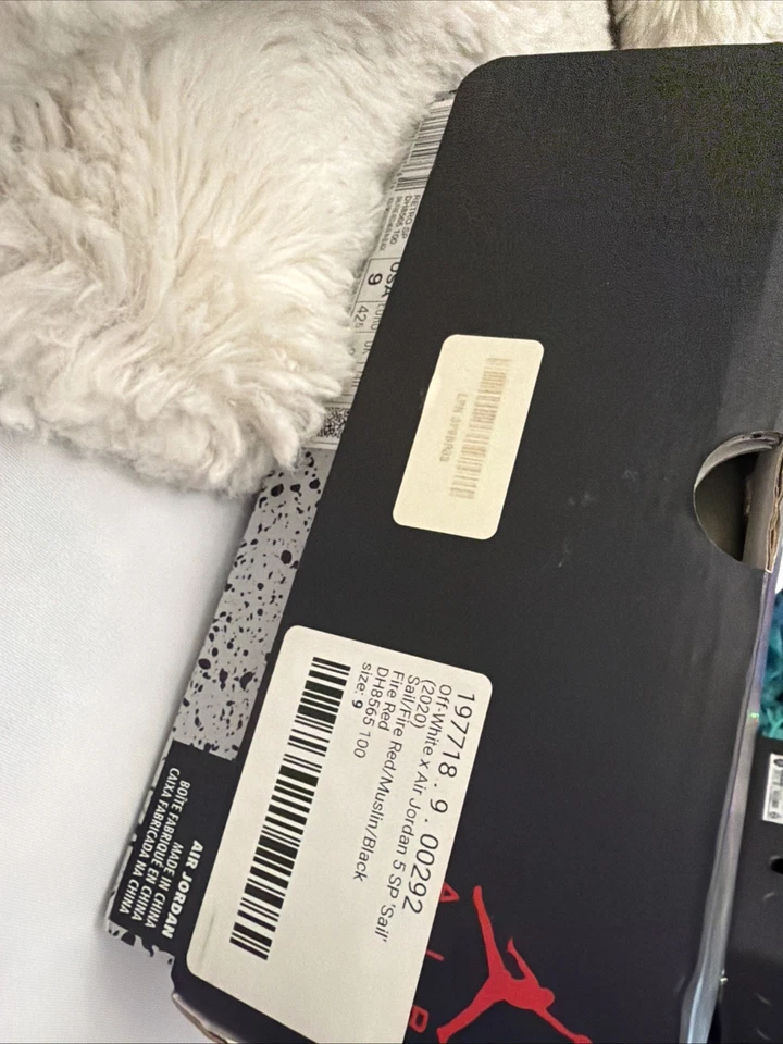 Zapatillas Air Jordan 5 x Off-White 'Sail' para hombre talla 9 DH8565-100 Foto 3 de 4