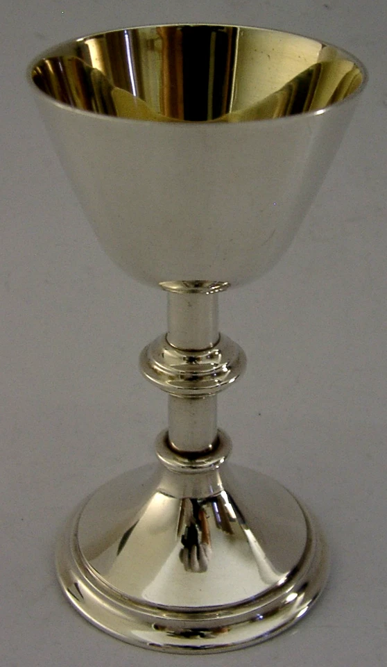 ENGLISH STERLING SILVER COMMUNION CHALICE CUP RELIGIOUS ANTIQUE 1920 - Image 2 of 4