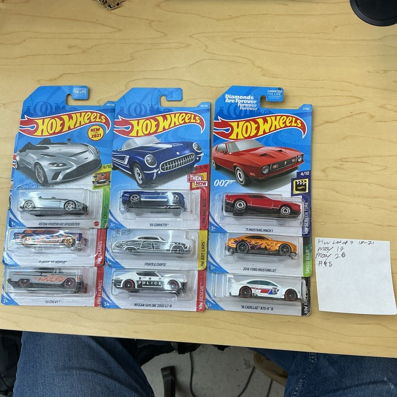 2018-21 Hotwheels Lot Of 9 Nissan Skyline 2000 Gt-R 55 Corvette Mach 1 Mustang