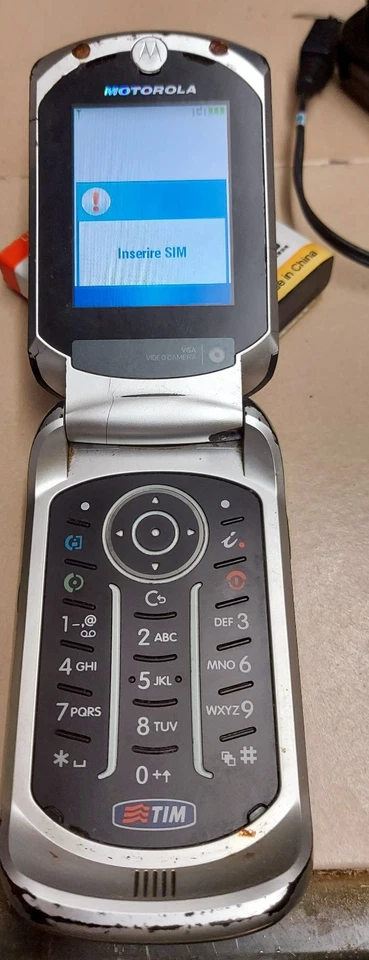 TELEFONO CELLULARE MOTOROLA E1070 UMTS, 10 MB , USATO - Immagine 3 di 4