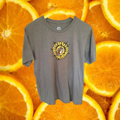 Buc Ee's Sunflower Be Happy Shirt Size Large
