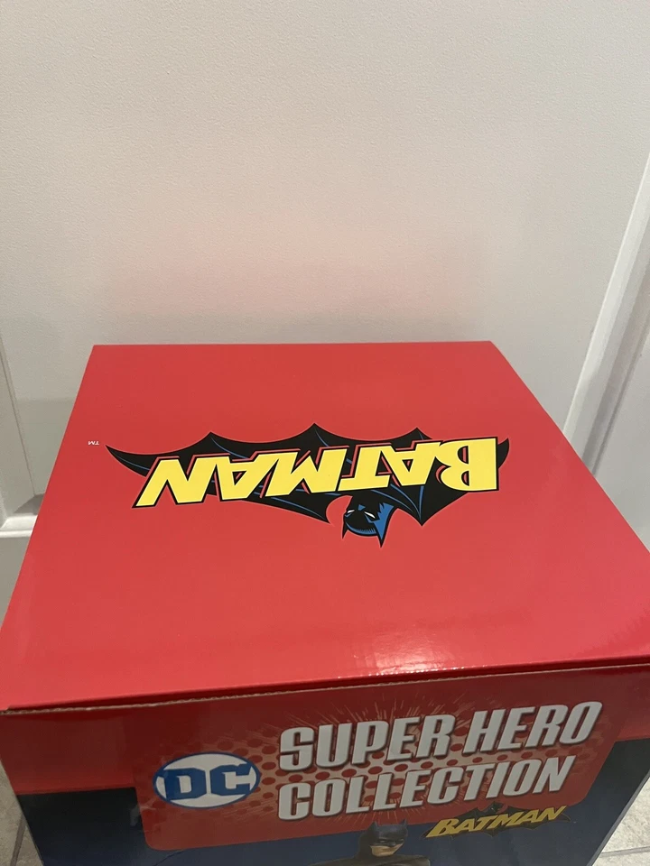 Estatua especial de Batman de superhéroe de DC MEGA #508/750 sin usar, en caja Eaglemoss con certificado de autenticidad limitado Foto 2 de 4