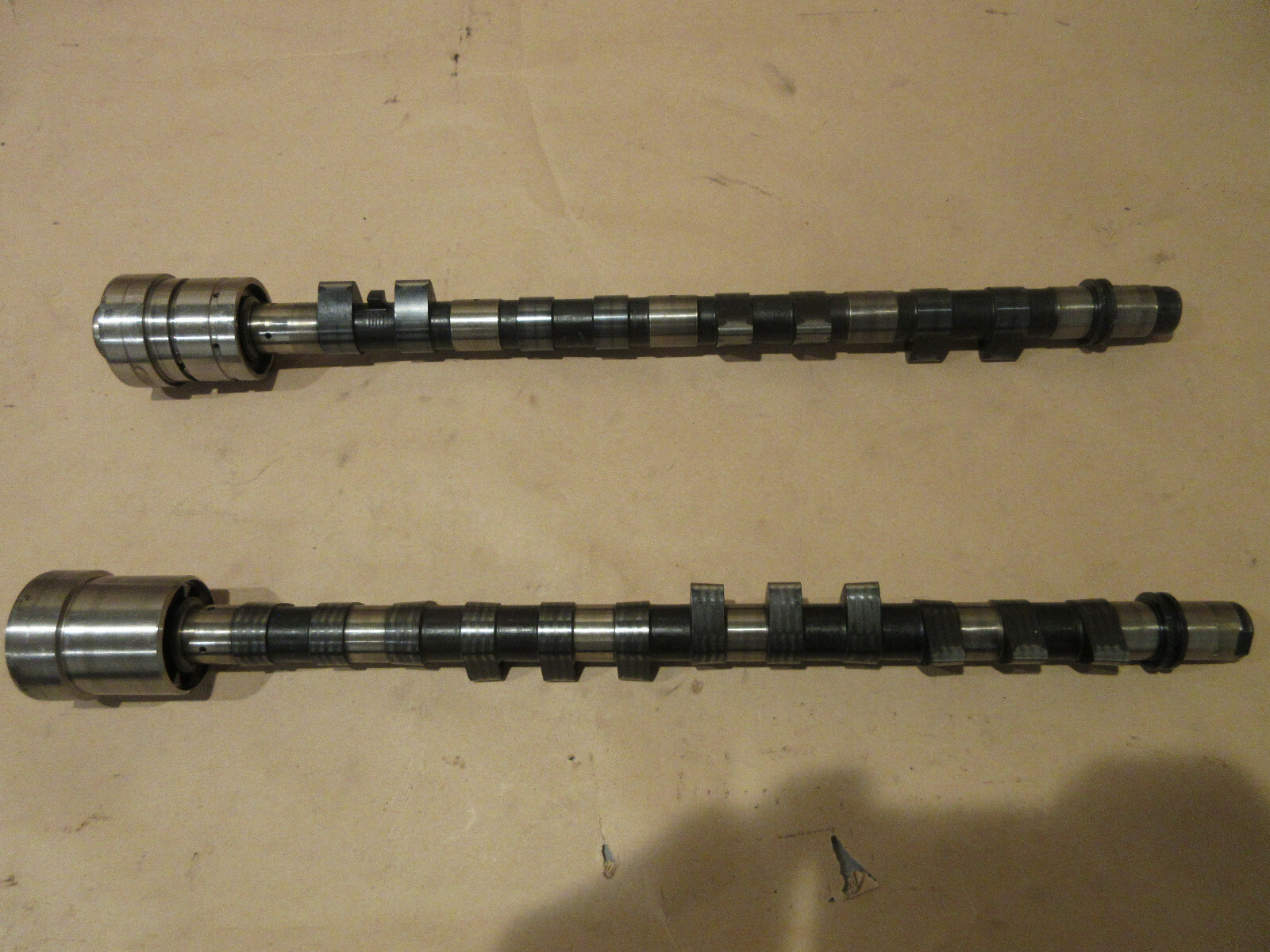 Ferrari 360 RH Intake And RH Exhaust Camshafts   P/N 176757 - 176266