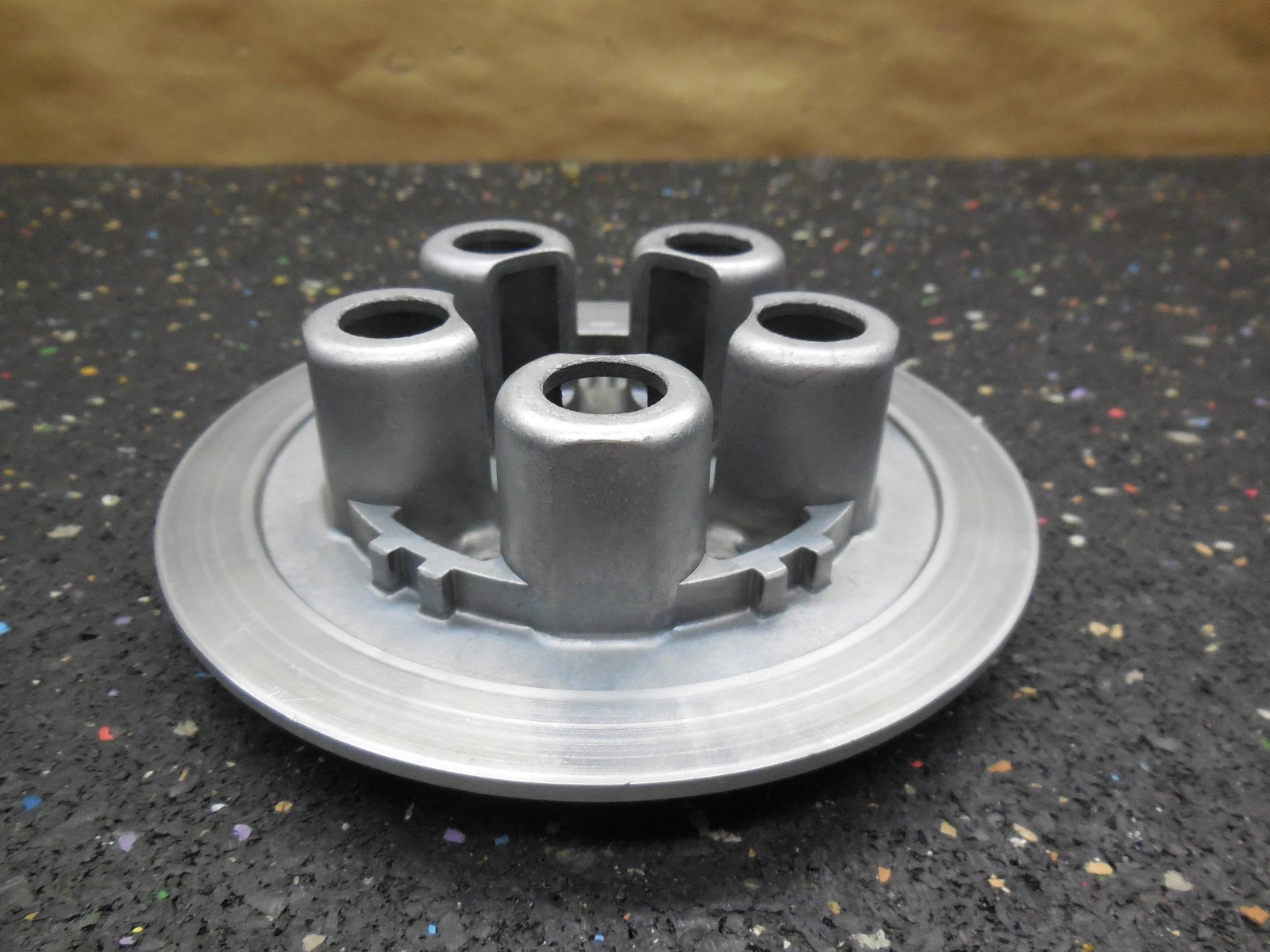 1986 1987 Honda TRX250R Clutch pressure plate 86 87 TRX 250 06220HB9