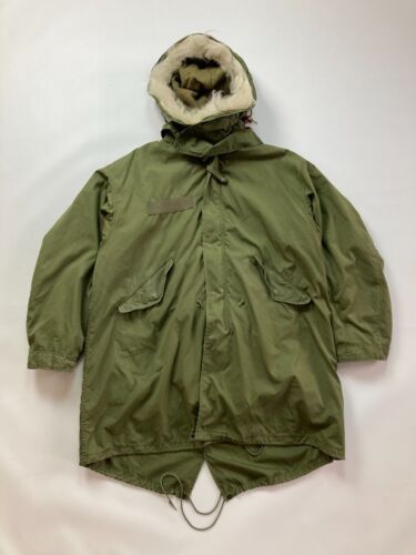 80s vintage M65 US Army Fishtail Parka with hood and liner LARGE