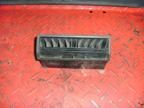 * Luftdüse Luftauslass Lüftung Armaturenbrett  VW LT 1 28-55 281819071B