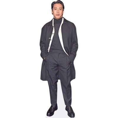 Kim Chi Hun (Black Outfit) Mini Size Cutout