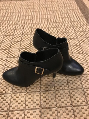 vince camuto vonilesa