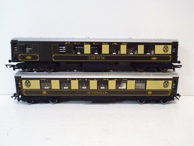 HORNBY 2X PULLMAN REISEBUSSE AUS QUEEN OF SCOTS ZUG-SET GEBRAUCHT OHNE BOX (C1114)
