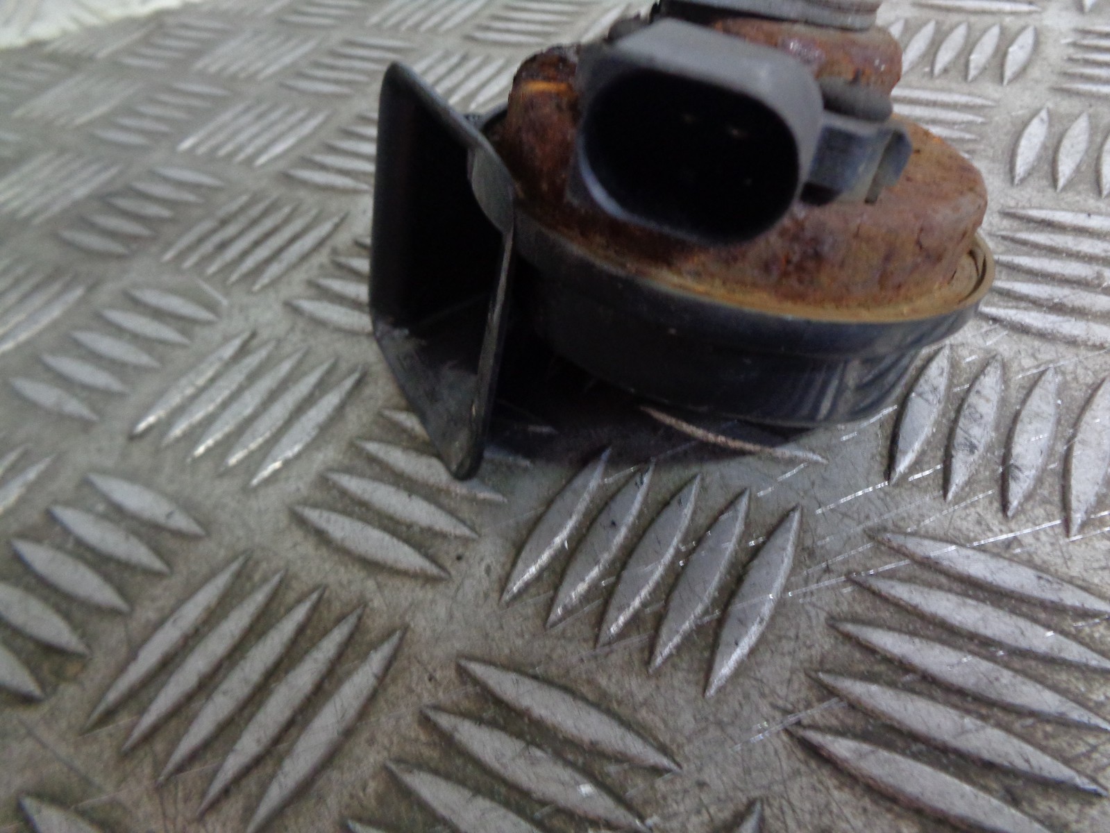 VW GOLF MK6 CLARTON HORN 70/388/1157 VOLKSWAGEN GOLF MARK 6 HORN