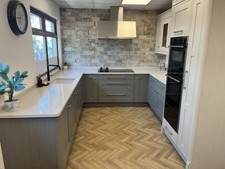Stunning Ex Display Kitchen, 2 Tone Solid Wooden Shaker - Quartz - Neff
