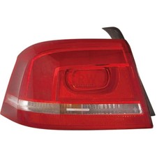 Rückleuchte Heckleuchte links rot für VW Passat 362
