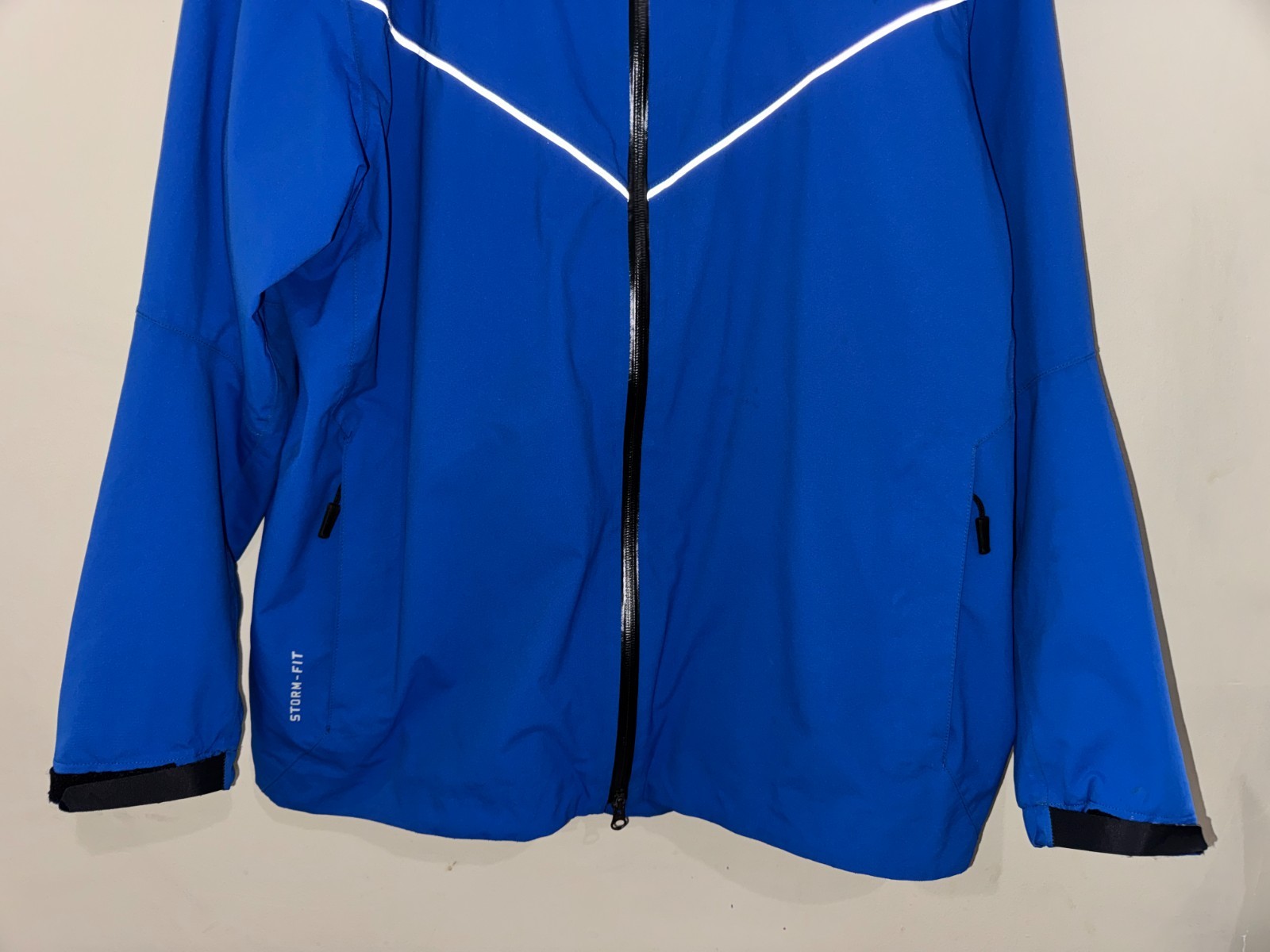 Nike Kentucky Wildcats Football Team Issue PE Storm-FIT Rain Jacket Men XL NCAA thumbnail 3