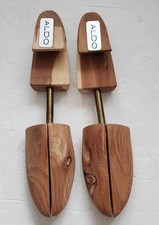 NWOT ALDO Wooden Shoe Trees Keepers Women's Size Small