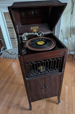 Antique Sonora Hand Crank Phonograph