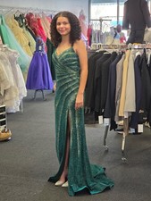 Emerald green prom dress size 8 with shawl