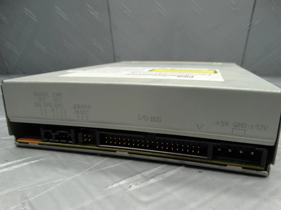 NEC CDR-1901A Internal Desktop IDE CD-ROM Optical Drive AUX Port Volume Control - Image 4 of 4
