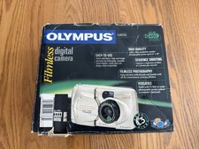 Olympus CAMEDIA D-450 1.3MP Digital Camera with 3x Optical Zoom Tested OK