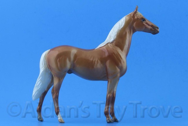 man o war breyer horse