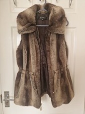 Ellen Tracy Ladies Faux Fur Gillet Cosy Elegant