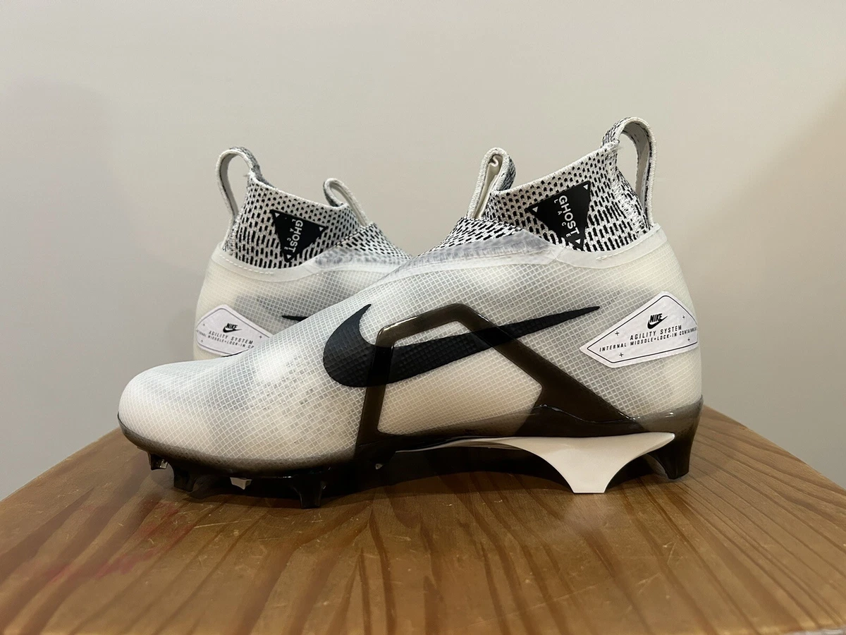 Nike Men s Alpha Menace Elite 3 Football Cleats Size 7 Ghost White