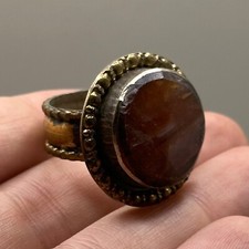 ANCIENT ROMAN BRASS RING WITH AGATE STONE