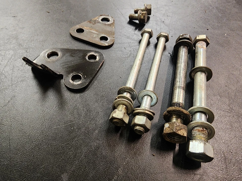 Suzuki TC100 1974 Blazer Kit de soportes de motor Juego de soportes Herrajes TC tc 100 Foto 2 de 4