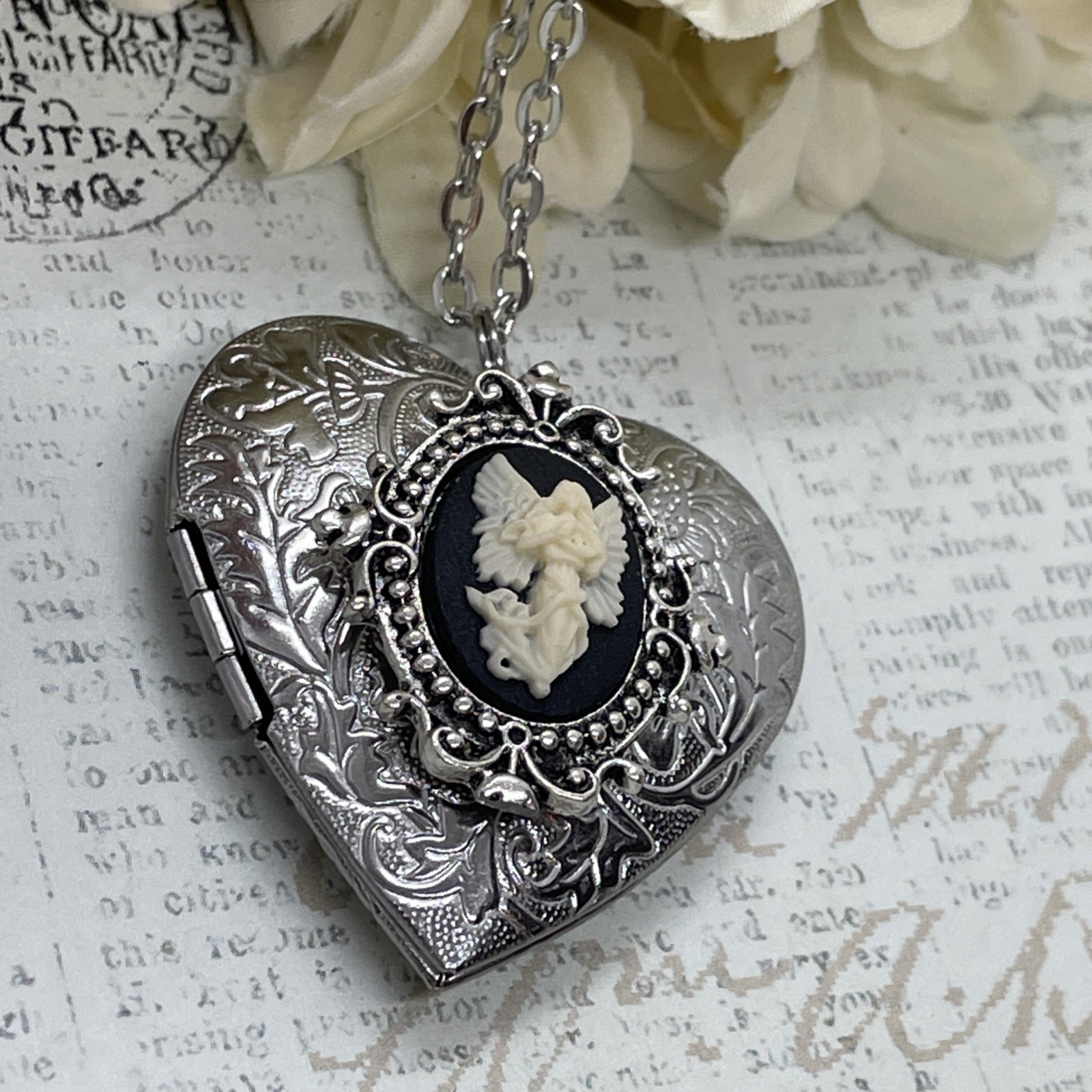 Heart Silver Locket Angel Cameo Mom  Love  Necklace Photo Bride bridal wedding