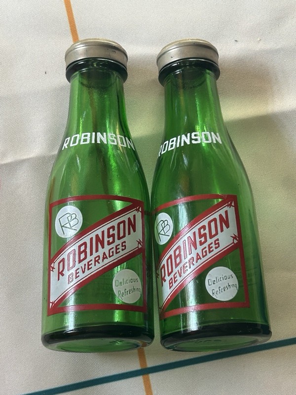 Vtg Thos Robinson & Son Glass Bottle Salt & Pepper Shakers Metal Top Advertising
