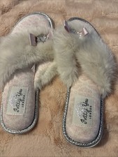 Pretty You London slippers Size US 8-9
