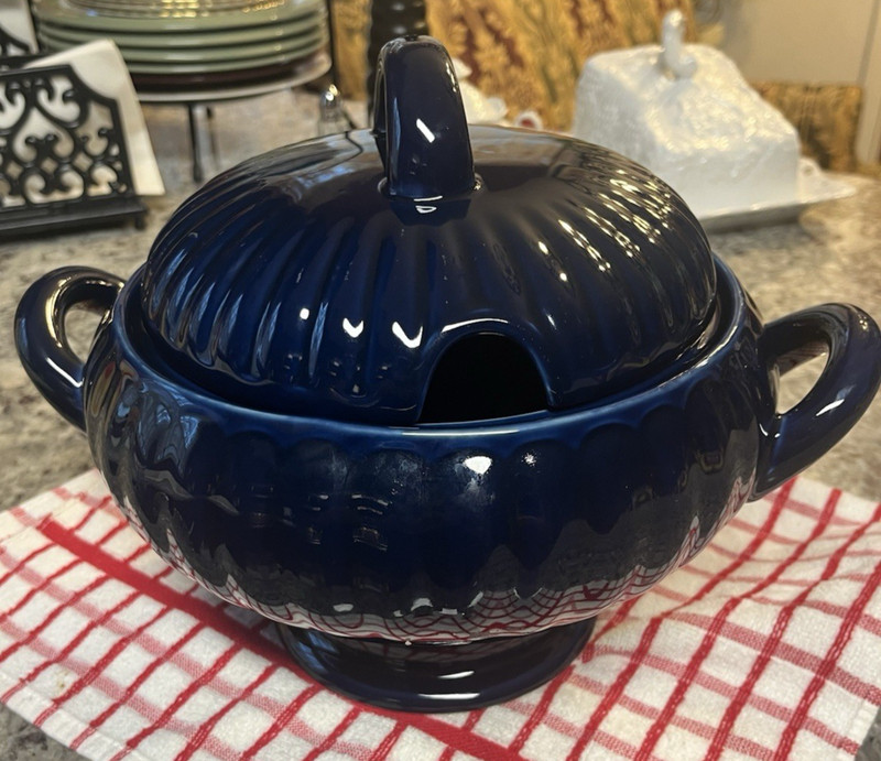 COBALT NAVY BLUE CERAMIC / PORCELAIN SOUP TUREEN WITH LID BEAUTIFUL CONDITION