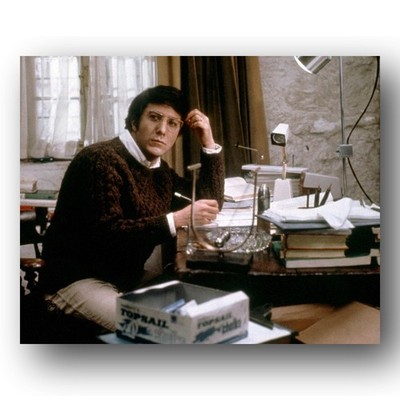 Dustin Hoffman Photo 8x10 Straw Dogs Film Set 1971 England Sam Peckinpah