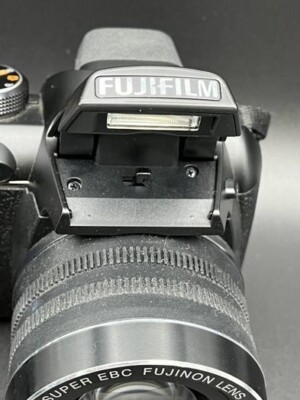 Fujifilm FinePix S4500 Digital Camera 14MP 30x Zoom Super EBC Lens